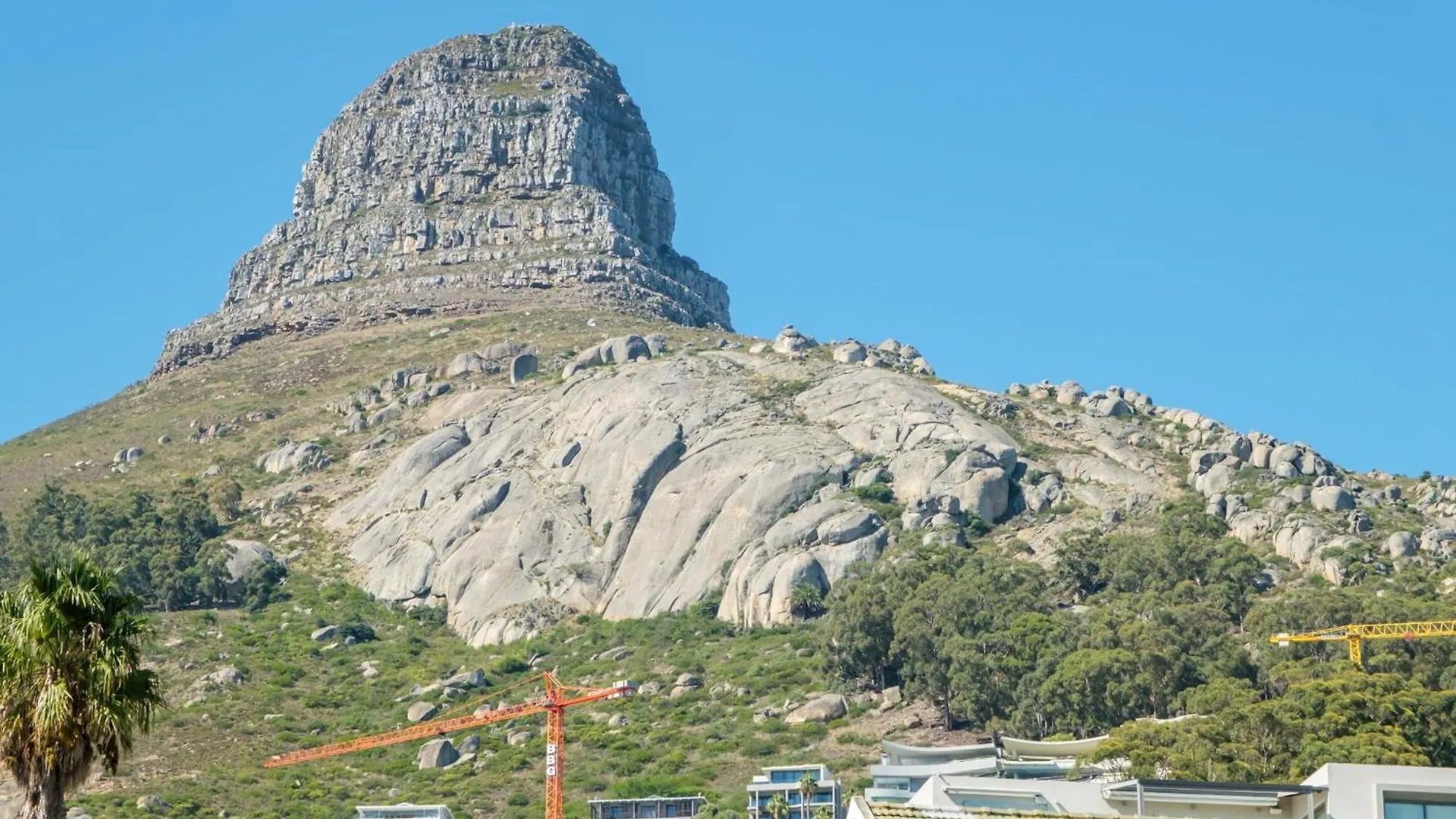 Modern Central Secure Cape Town 2Bed Bantry Suite